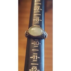 Vintage Sterling ring w jade size 8.75 Preowned